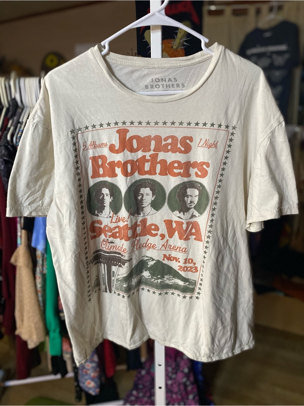 Jonas Brothers Seattle WA Graphic Tee - Cream